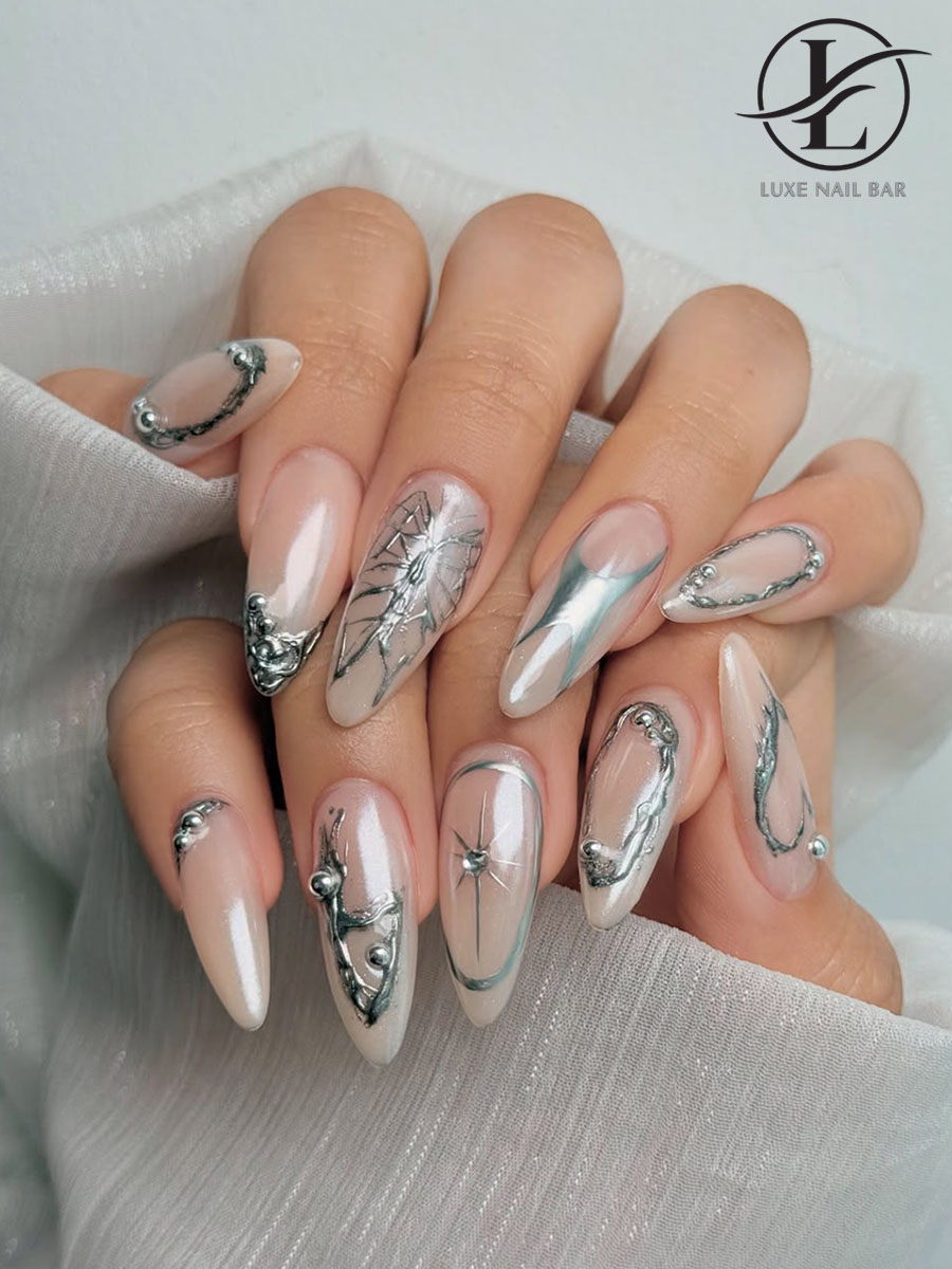Luxe Nail Bar 