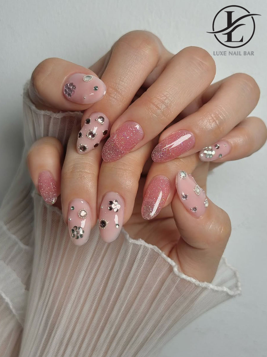 Luxe Nail Bar 